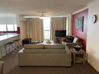 La Pacifique Apartments Apartment, Gold Coast - 4