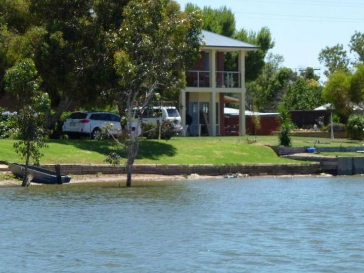 Lake Boga Waterfront Holiday House Guest house, Swan Hill - imaginea 2