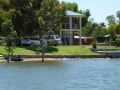 Lake Boga Waterfront Holiday House Guest house, Swan Hill - thumb 2