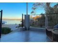 Lake View 5 Bedroom House with Private Pool. Guest house, New South Wales - thumb 9