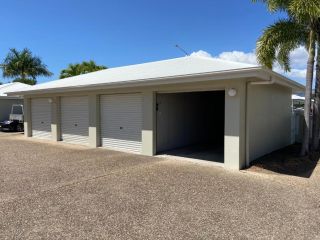Lakeside Central Apartment Apartment, Townsville - 3