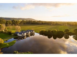 Lakeside Villas at Crittenden Estate Villa, Dromana - 2