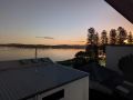 LAKEVIEW LUXURY / SPEERS POINT Guest house, Warners Bay - thumb 5