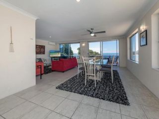 Laman Lodge, Unit 5, 15 Laman Street Apartment, Nelson Bay - 4