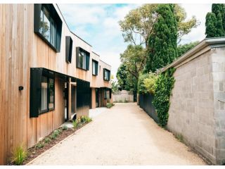 Laneway Apartments - Orientem Apartment, Port Fairy - 2