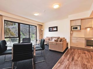 Lantern 1 Bedroom Balcony with sweeping view Apartment, Thredbo - 2