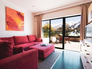 Lantern 1 Bedroom terrace with car space and mountain view Apartment, Thredbo - 2