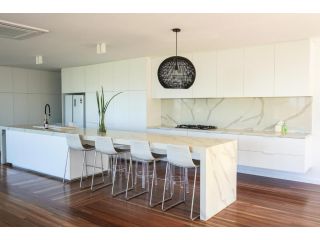 Serenity On Scully FULL Apartment, Townsville - 1