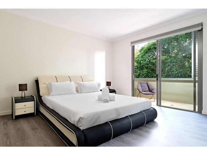 Large Premium Warrawee Apartment with Parking A401 Apartment, New South Wales - imaginea 1
