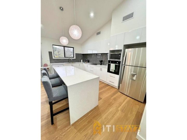 Lavish in Lyons - 3bd 2bth Spacious & Modern Home Guest house, New South Wales - imaginea 16