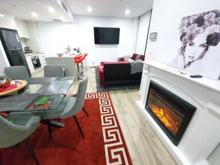 Wonderful Haven - 2 bed 2 bath, parking - No parties Apartment, Sydney - 1