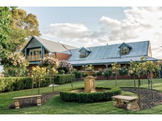 Lawson Lodge Country Estate Villa, Macedon - 2