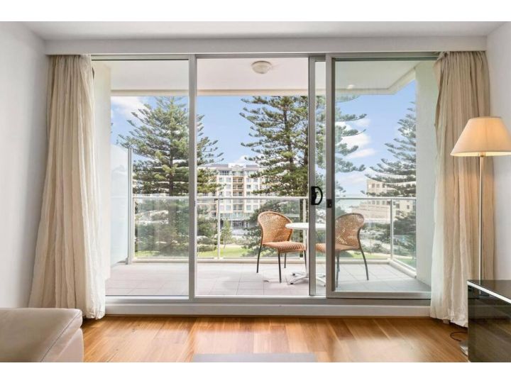 Lazy Days on Colley Terrace Apartment, Glenelg - imaginea 1