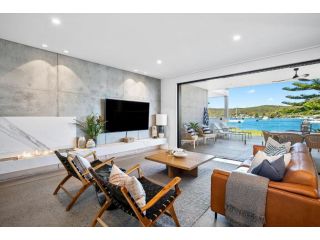 Le Booker Beachfront Apartment, Booker Bay - 1