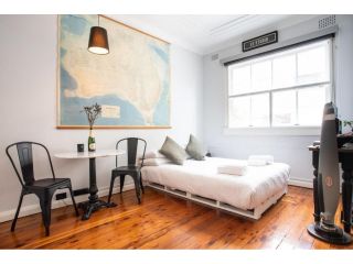 Boutique Studio Apartment at Potts Point Apartment, Sydney - 2