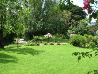 Leafield Cottages Bed and breakfast, Dixons Creek - 1