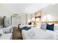 Legends - Holiday Apartments in Surfers Paradise - Q Stay Apartment, Gold Coast - thumb 7