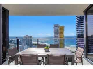 Level 30 Oracle Tower 2 Stunning views and free parking Apartment, Gold Coast - 4