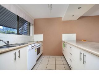 Levuka Unit 4, 14 Moreton Pde. Kings Beach Apartment, Caloundra - 4