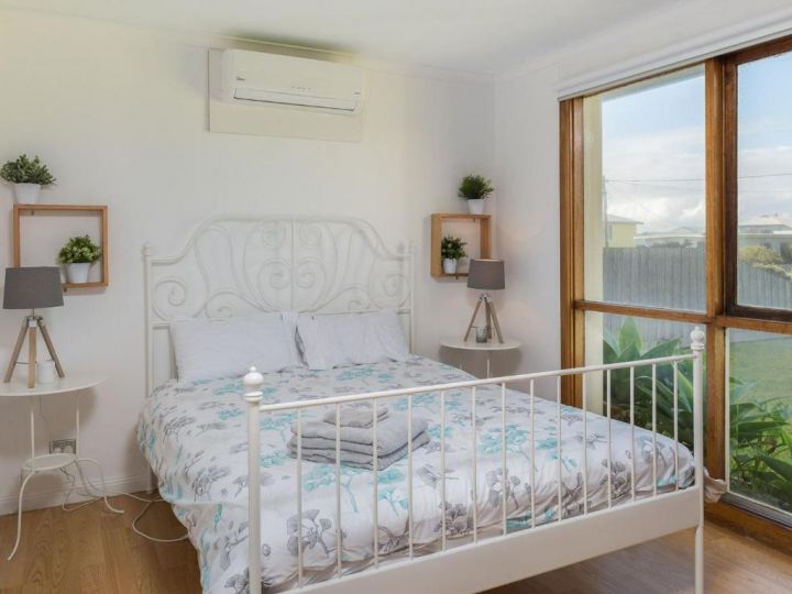 Licence to Chill Guest house, Surf Beach - imaginea 12