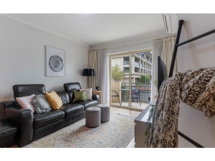 Carrington Views,3 Bedrooms, CBD, Parking Guest house, Adelaide - imaginea 13