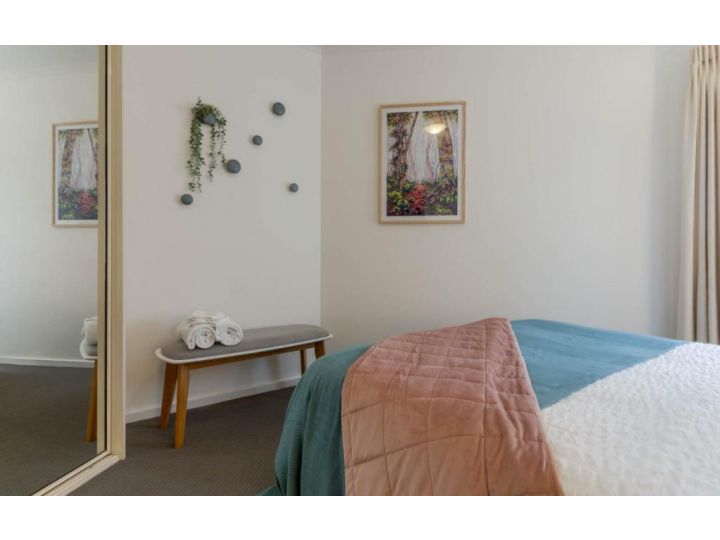 Carrington Views,3 Bedrooms, CBD, Parking Guest house, Adelaide - imaginea 6