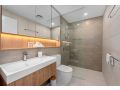 Light Filled Luxury Residence 2 Bed 2 Bath Apt Next to Casino Broadbeach Apartment, Gold Coast - thumb 3