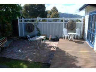 Lighthouse Retreat - Pet Friendly Free Wifi Guest house, Apollo Bay - 1