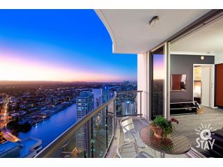 KIDS STAY FREE in Hinterland View 2 Bedroom 1 Bathroom Apartment at Chevron Renaissance- Q STAY Apartment, Gold Coast - 2