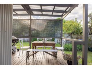 Little White Cottage in Rural Mudgee with BBQ Guest house, Mudgee - 1
