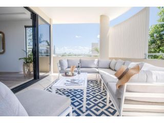Live like a local in the heart of Moffat Beach - Walking distance to everything! Apartment, Caloundra - 2