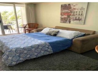 Location Location Location - Broadbeach :) Apartment, Gold Coast - 3