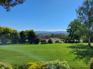 LOCHINVAR/CAMELLIA , MAGNOLIA , MAPLE Cottage For A Relaxing Bathurst Holiday Guest house, New South Wales - 3