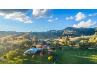 Reset your Senses in Meroo at Lone Pine Farmhouse Farm stay, New South Wales - 1