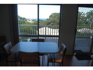 Lookout Holiday Units Aparthotel, Lakes Entrance - 2