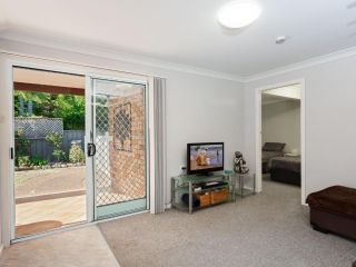 Lorikeet Retreat, 2/117 Tomaree Rd - Pet Friendly, Air Conditioned Holiday House Apartment, Shoal Bay - 3