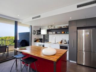 LORNE CHALET APARTMENT 10 - ask about midweek deals Apartment, Lorne - 3