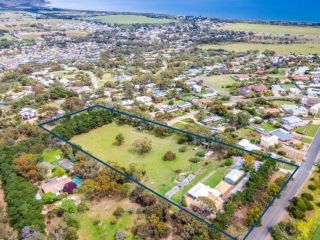 Lot 4 Retreat 150 Willson Drive Guest house, Normanville - 1