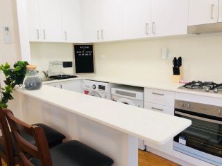 Lotus Stay Manly - Apartment 31C Apartment, Sydney - 1