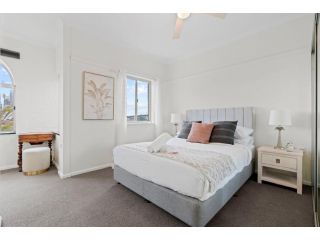 Lovely Apartment with Spectacular Views Apartment, Sydney - 4