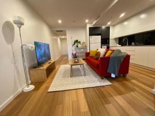 Brand New 2 Bed 2 Bath Apt at The Heart of Canberra - 2 Car Spaces Apartment, Canberra - 1