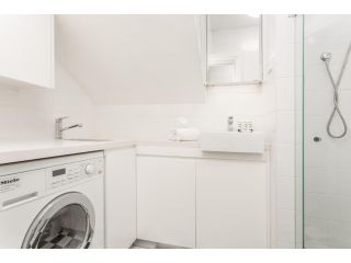 Lovely Studio with Patio 25 min from Sydney CBD Apartment, Sydney - 1