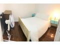 Low price clean linen and free stuff No. 2 Bed and breakfast, Sydney - thumb 3