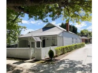 Magnolia Cottage Guest house, Healesville - 2