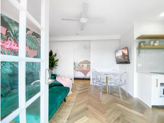 Lusso Retreats Apartment, Queensland - 2