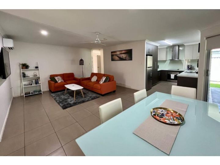 Lux in Bundy - Wifi, AC, Netflix and comfort Apartment, Bundaberg - imaginea 9