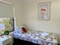 Lux in Bundy - Wifi, AC, Netflix and comfort Apartment, Bundaberg - thumb 13