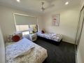 Lux in Bundy - Wifi, AC, Netflix and comfort Apartment, Bundaberg - thumb 3