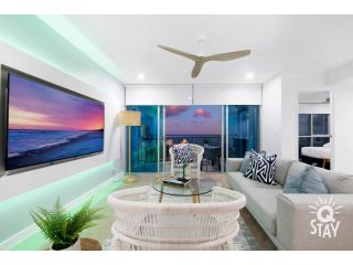Luxurious 3 Bed Executive Sub Penthouse with Ocean View at Chevron Renaissance - Q STAY Apartment, Gold Coast - 2