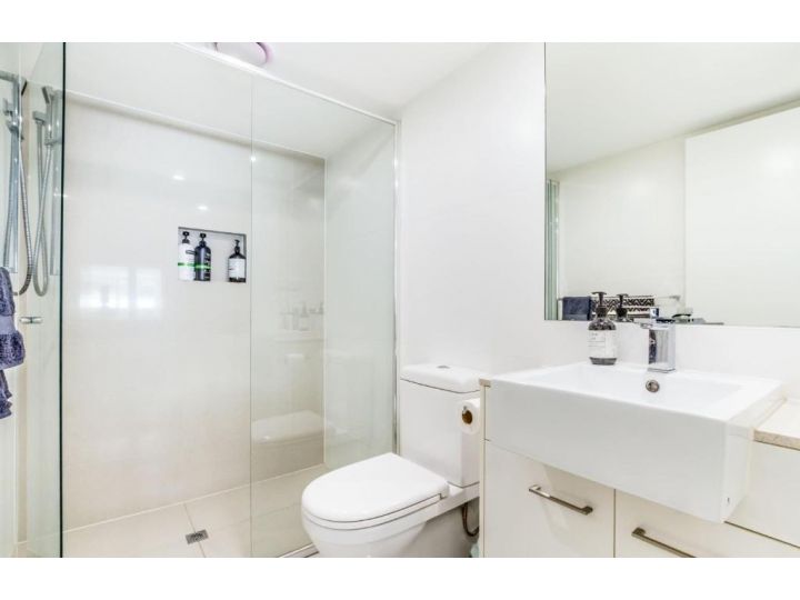 Luxurious 3BDR Townhouse in Great Location Guest house, Brisbane - imaginea 13